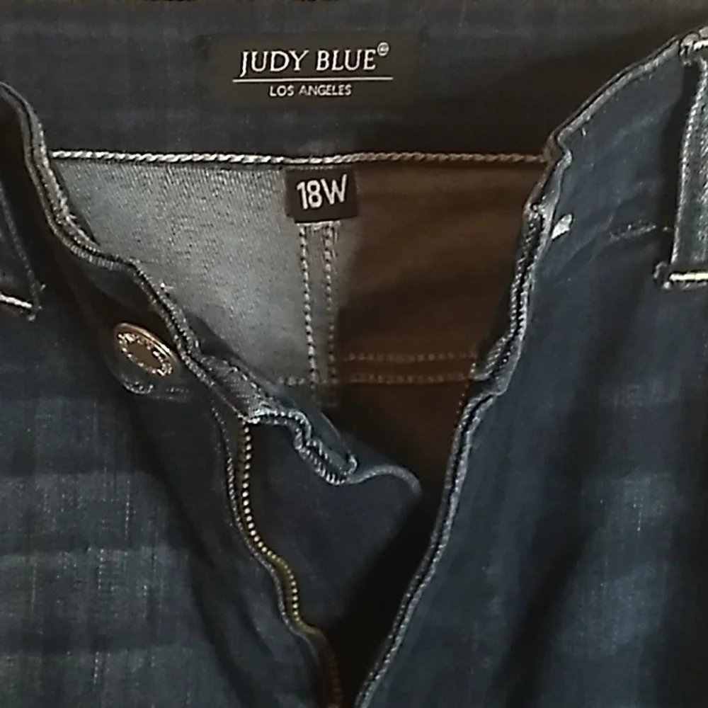 JUDY BLUE JEANS 18W - Picture 3 of 8